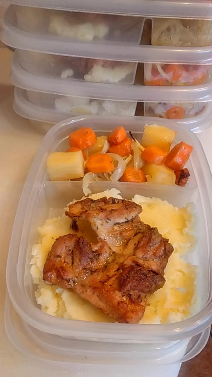 Vianda sin gluten de pollo con puré de calabaza